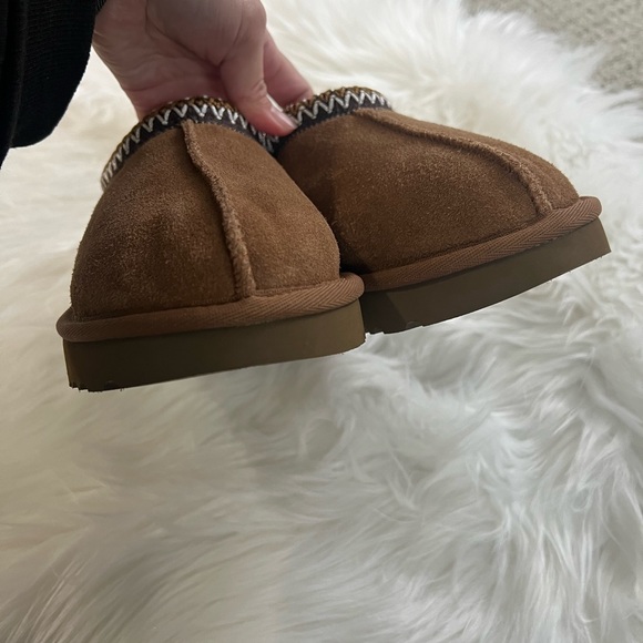 New in Box Ugg Tasman Sandal Shoes size 6 - Picture 6 of 10